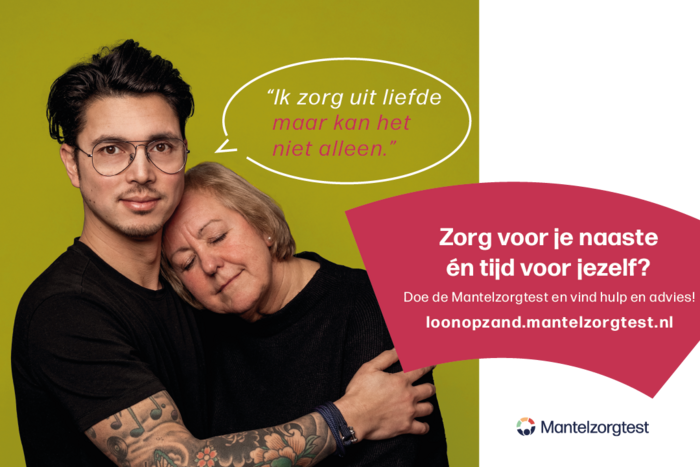 Man is mantelzorger van de vrouw die hij knuffelt