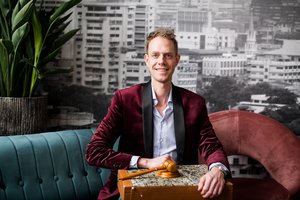 Foto trouwambtenaar Bram Peters